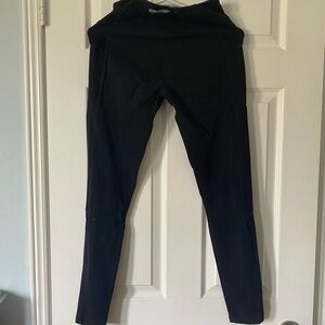 GYMSHARK black leggings (size M)